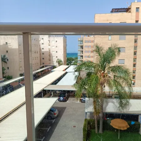 Chula Vista Apartamento, 200m De La Playa, Piscina, Parking * Daimús